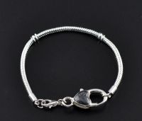 Bracelets mousqueton coeur noir 
 20cm
X 1