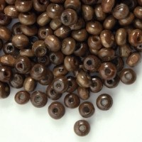 1400 Perles en bois Rondes brun 3x4mm
taille du trou = 1.4 mm
