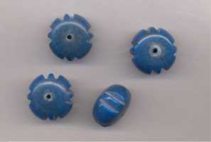  Perles  rondes aplaties striees 24 x 15  mm
bleu...taille du trou = 2 mm
X 5 