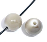 Perles Blanc et gris   Acrylique 10mm
X 10