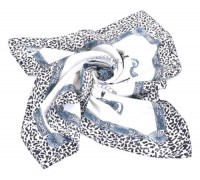 Foulard motif leopard mousseline de soie 88x88cm 
X 1 