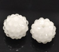 Perles Acrylique blanches Rondes 14mm
Taille du trou 1.4 mm 
X 10