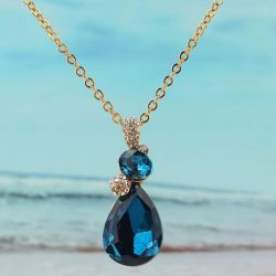 Collier plaqué or 18k chaîne pendante cristal Aquamarine  