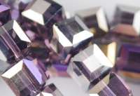  Cubes en crystal bluish violet AB
6 mm
X 20