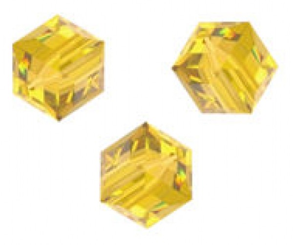 Perles cubes Swarovski 6 mm ( 5601 )
Light topaz
X 1